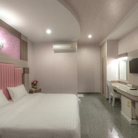 Martina Hotel Surin Exterior photo